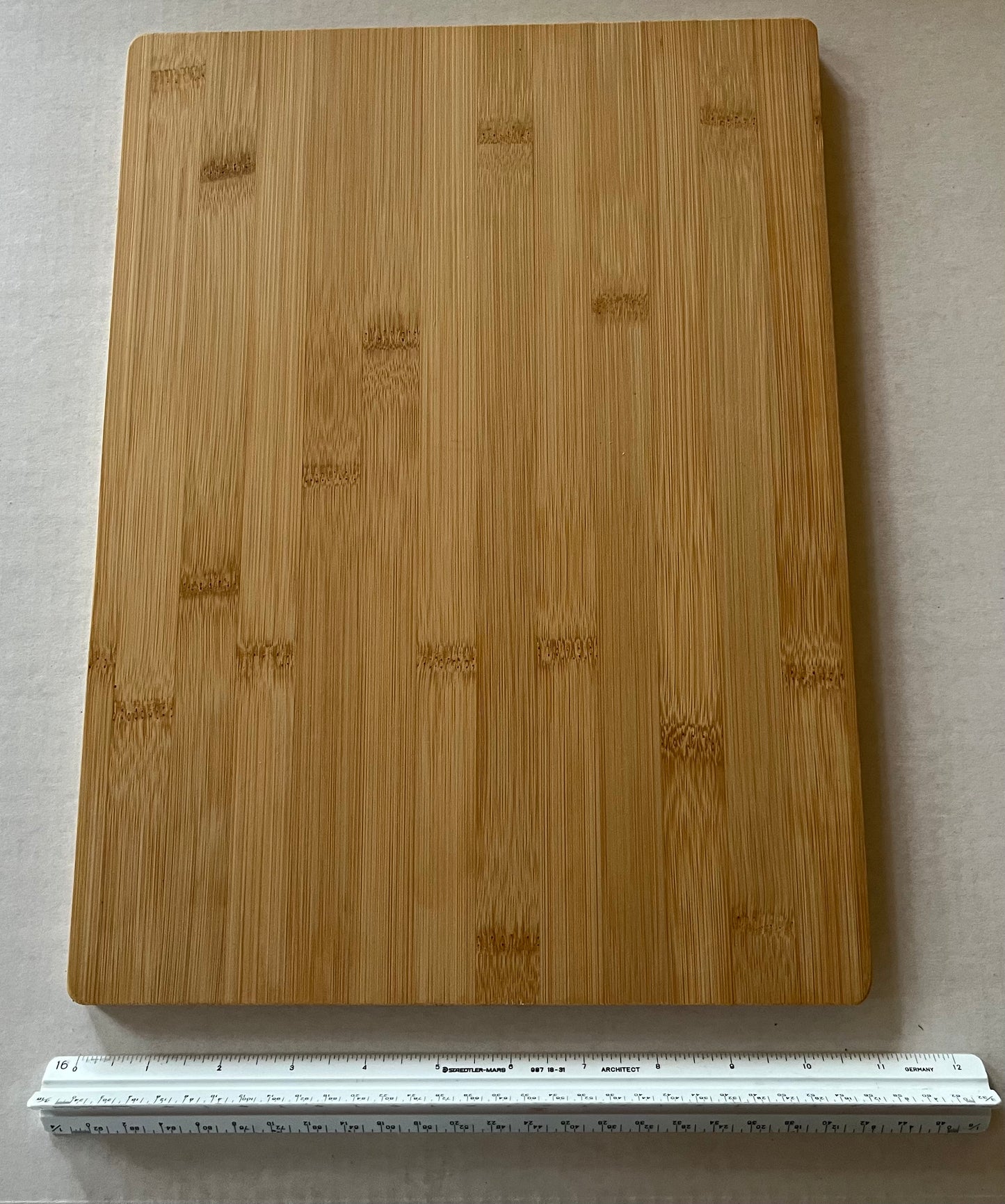 Connecticut Robin Bamboo Cutting Board